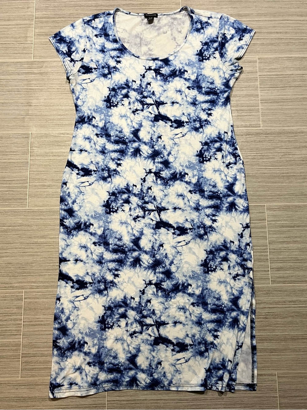 Women's Blue Tie-Dye Midi Dress with Short Sleeves